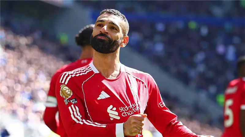 128 ألف قميص في يومين.. محمد صلاح يصنع رقمًا تاريخيًا مع ليفربول