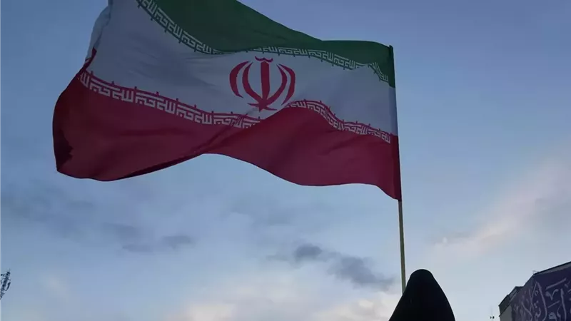 تسنيم: إيران وأمريكا مستمرين في الخلاف.. وإزالة اليورانيوم خارج المذكرة