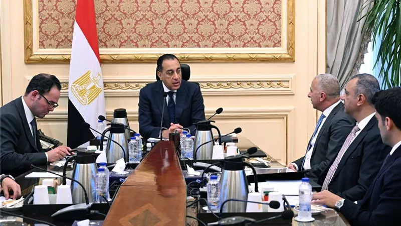 مدبولي: الدولة تسعى لتوطين الصناعات الحيوية لتلبية الاحتياجات المحلية