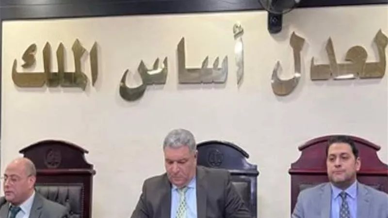 بعد إعادة الإجراءات.. براءة عم متهم بهتك عرض ابنتي شقيقه الصغيرتين بدمنهور