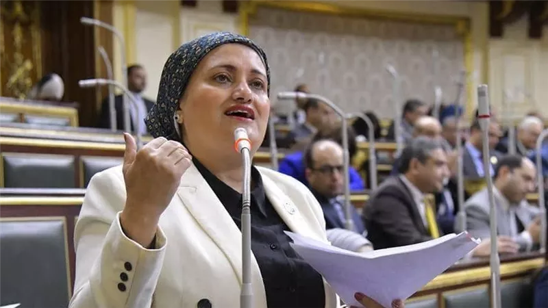 جدل برلماني حول استبعاد معلمين بسبب الاشتراطات الصحية في المسابقات
