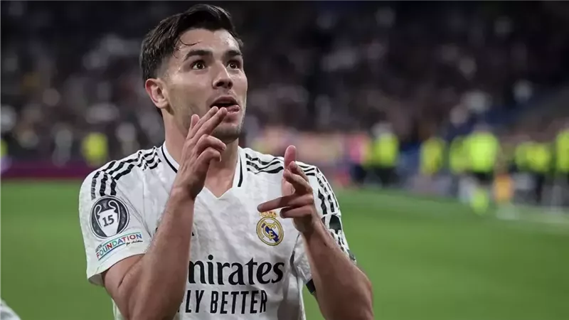 مانشستر سيتي يستهدف دياز بعرض يصل إلى 60 مليون يورو