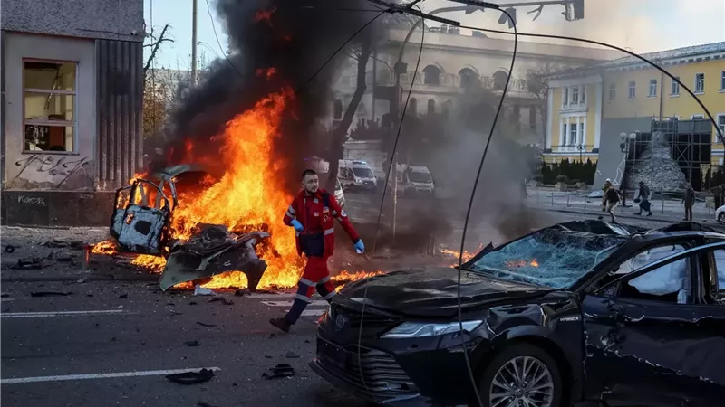«غادروا فورًا».. روسيا ‏تنذر الأجانب في كييف: سنقصف العاصمة