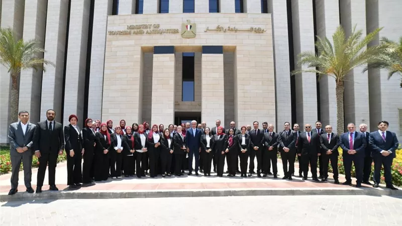 تعاون بين وزارة السياحة وIBDL لإعداد جيل جديد من القيادات التنفيذية