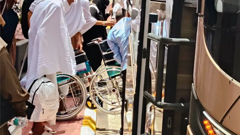 لحظات حاسمة في الحج.. بدء تصعيد حجاج السياحة المصريين إلى عرفات