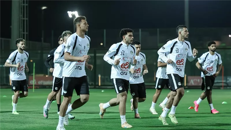 منتخب مصر ينقل معسكره للتجمع الخامس قبل ودية روسيا