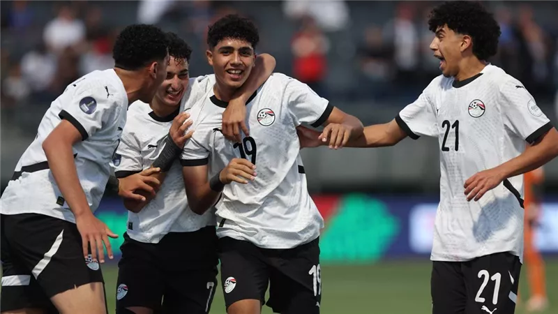 منتخب مصر يرتدي الزي الأبيض أمام تنزانيا في نصف نهائي أمم أفريقيا