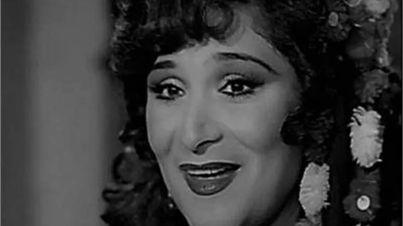 في ذكرى ميلادها الـ80 .. عزيزة راشد موهبة صنعت حضورها بالبساطة والإتقان