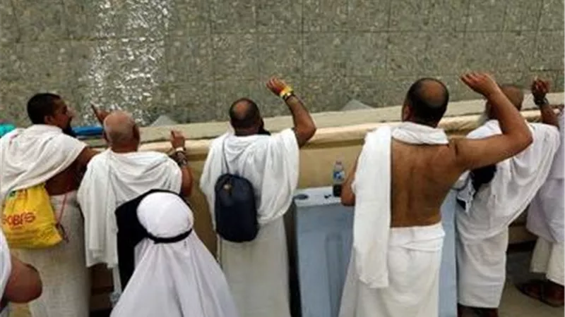دار الإفتاء توضح حكم التوكيل في «رمي الجمرات» للحجاج