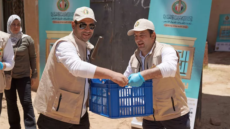 «فطارك معانا يوم عرفة» لإفطار الصائمين وتوزيع لحوم الصدقات بمناسبة العيد 