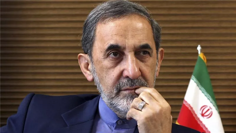 مستشار المرشد: مضيق هرمز الضامن الحقيقي لأي اتفاق مع أمريكا