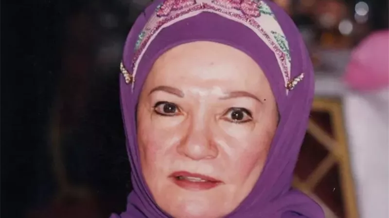 من شمس البارودي إلى سهير البابلي.. فنانات اعتزلن الفن بعد العودة من الحج