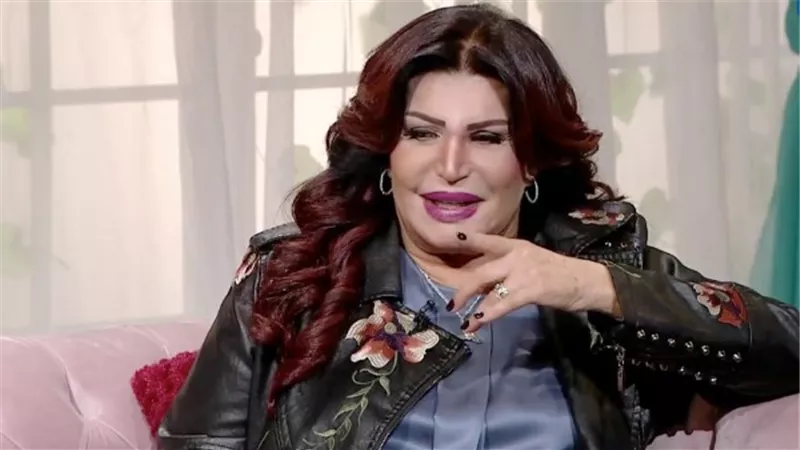 وعكات صحية تضرب نجوم الفن ..المرض يلاحق الفنانين فى الفترة الأخيرة 