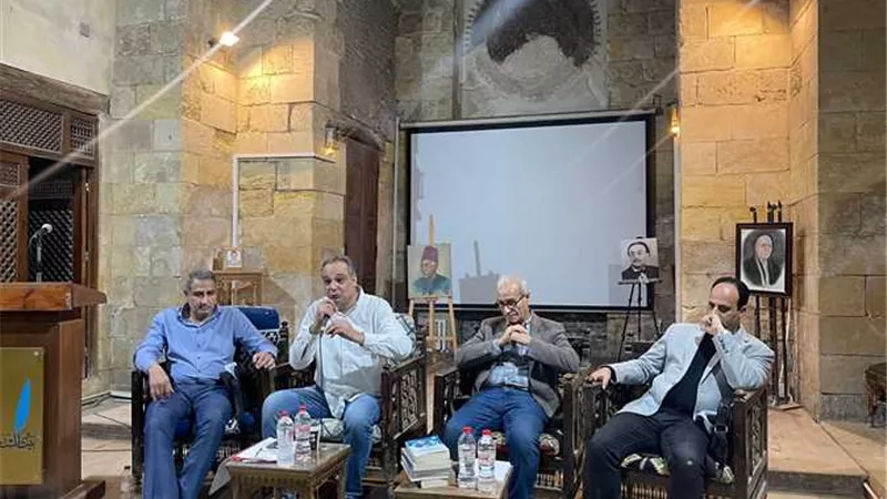الأحد..  «حلقة القاهرة النقدية» تناقش النص الجديد ببيت الشعر العربي