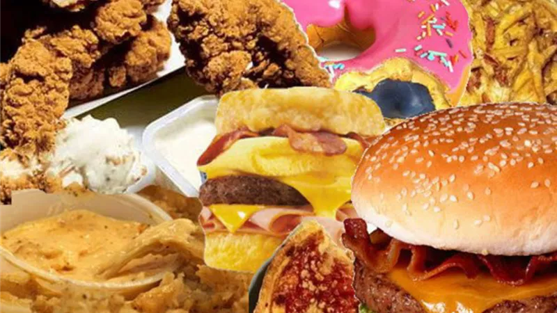  الصحة تحذر: 3 أنواع من الأطعمة يُفضل تجنبها في عيد الأضحى