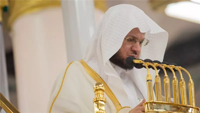 خطبة الجمعة في رحاب المسجد النبوي: أسرار العبادة وثبات الشريعة عبر الزمن