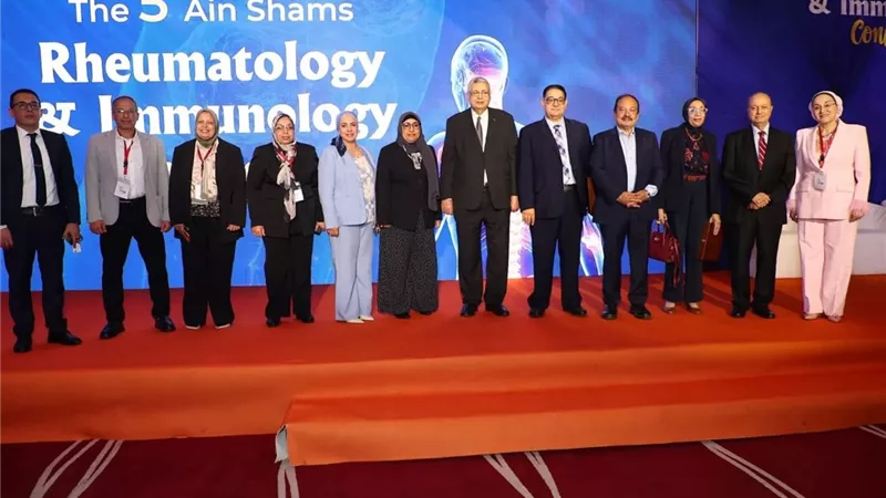 طب عين شمس تناقش أحدث علاجات الأمراض الروماتيزمية والمناعية 