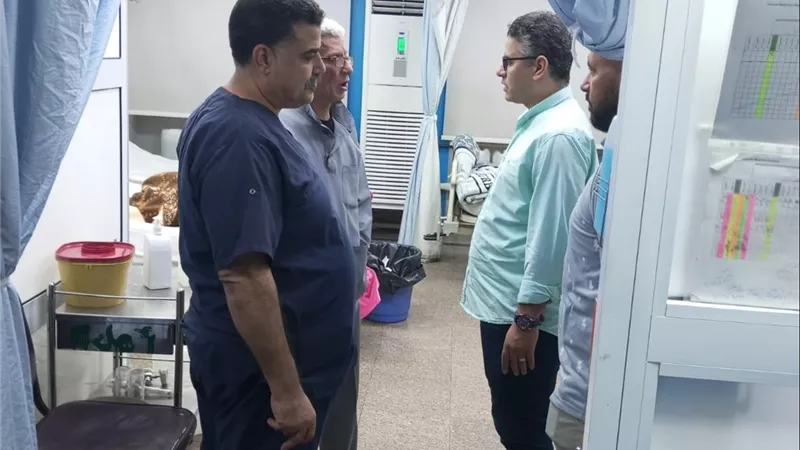 قصر العيني: استمرار العمل بكفاءة داخل أقسام الباطنة والنفسية في العيد