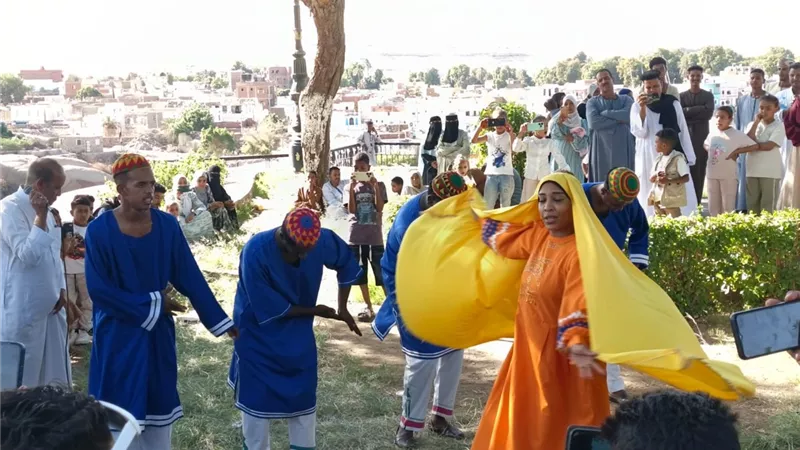 «ثقافة أسوان» تحتفي بعيد الأضحى بعروض فنية في حديقة فريال