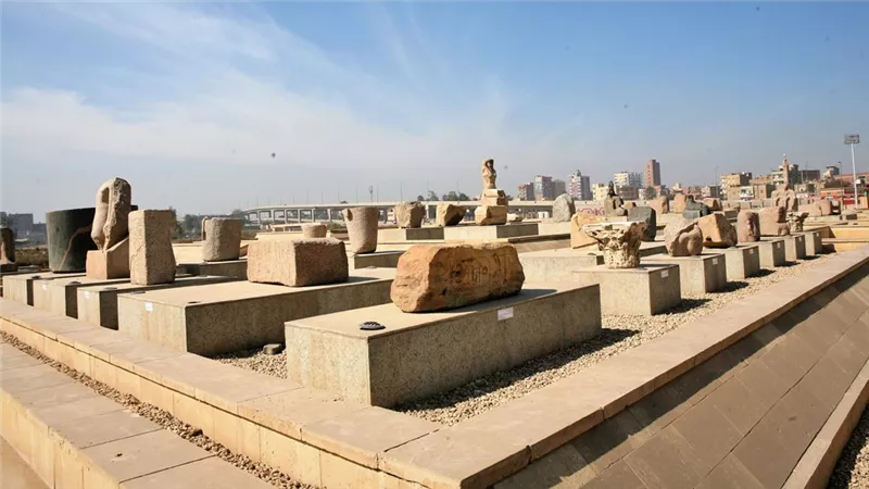 حلقة بحثية بالزقازيق تناقش دور تل بسطا في مسار العائلة المقدسة بمصر