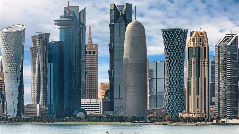 2.06 مليار ريال تداولات عقارية في قطر خلال شهر واحد.. ماذا يحدث في السوق؟