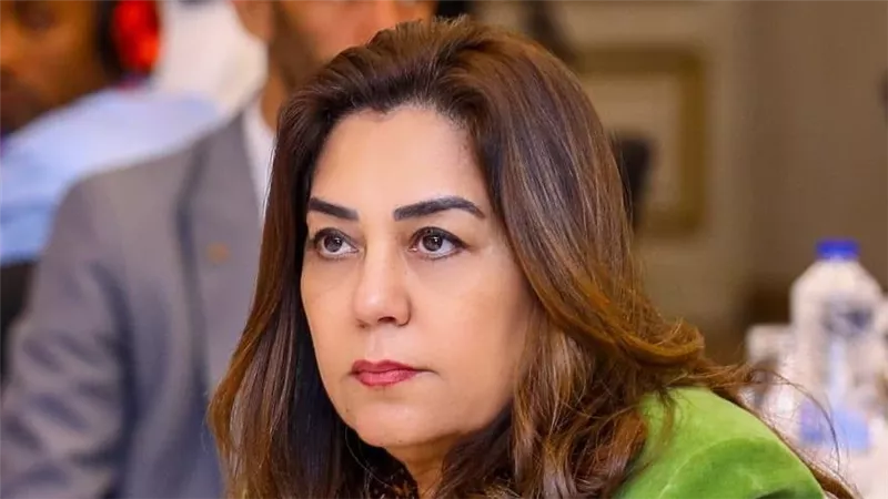 عوض: رفع كفاءة الخدمات بالمناطق ذات الإقبال المرتفع خلال فترة الإجازات