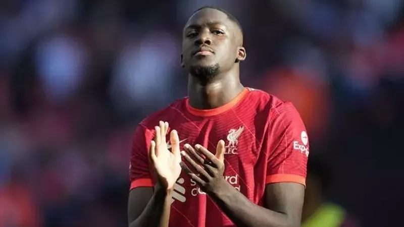 ريال مدريد يعيد فتح ملف كوناتي وسط غموض مستقبله مع ليفربول