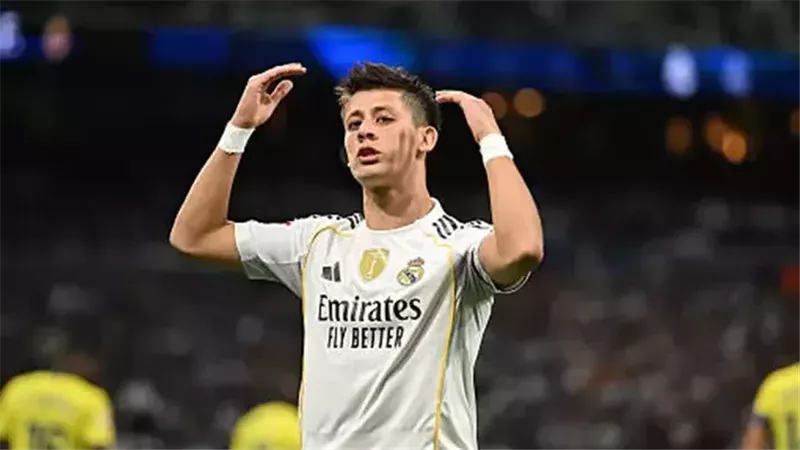 أردا جولر أفضل لاعب صاعد في دوري أبطال أوروبا 2026