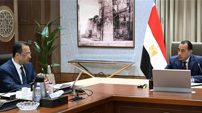 وزير الاتصالات لـ 