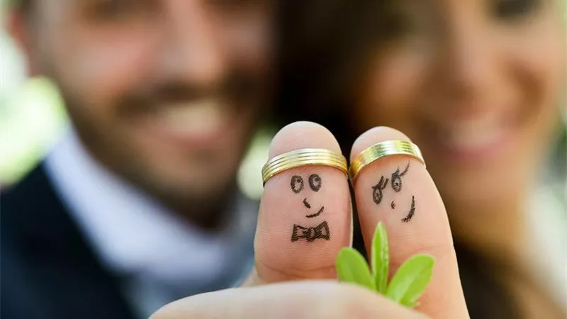 سوريا تفرض على الشباب الزواج الثاني.. ما حقيقة الوثيقة المتداولة؟