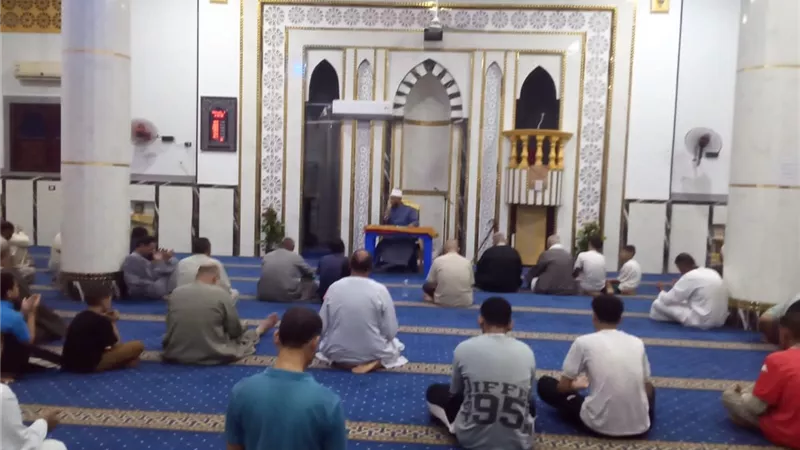 الأوقاف تواصل فعاليات برنامج المساجد المحورية وتناقش مخاطر المخدرات 