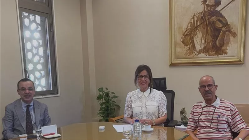 وزيرة الثقافة تبحث مع سمير عبد ربه سبل دعم حركة الترجمة وتطويرها