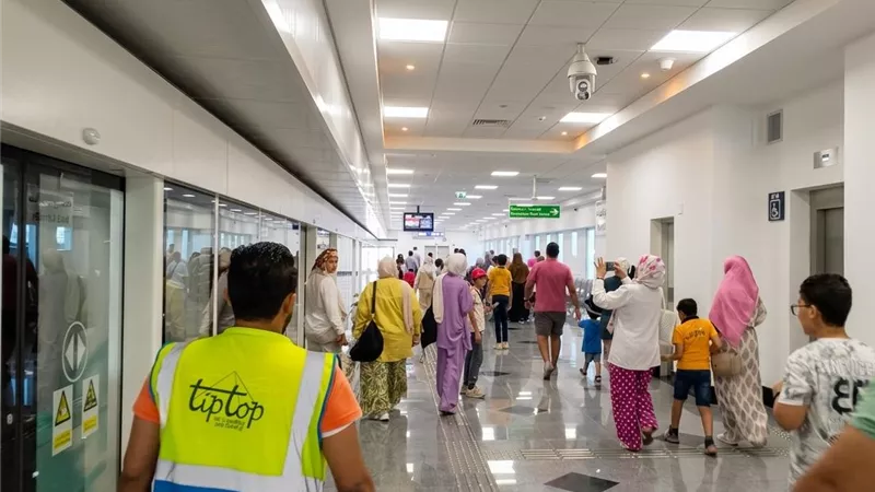 إقبال على مونوريل شرق النيل في العيد.. رحلات مكثفة للعاصمة الإدارية