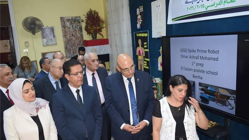رئيس جامعة بنها يشهد حفل الأنشطة الطلابية بمدارس السلام للغات ببنها