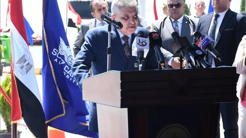 الفريق أسامة ربيع: 40 مليون مركبة عبرت محاور قناة السويس منذ عام 2019