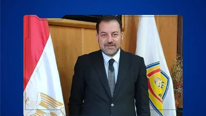 قنديل يهنئ الدكتورعناني بمناسبة توليه رئاسة جامعة الأهرام الكندية