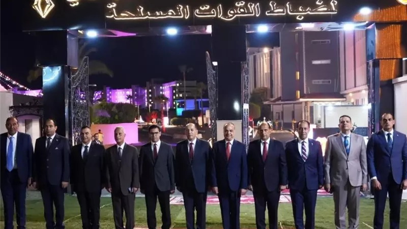 القوات المسلحة تفتتح فندقى 