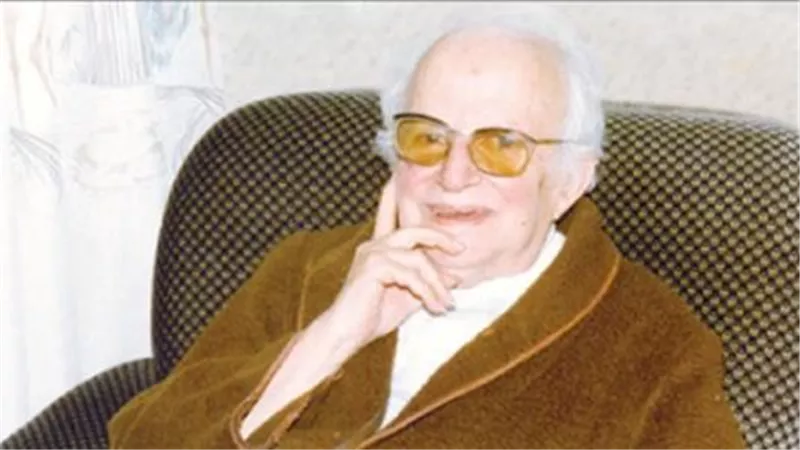 جامعة أسيوط تناقش رسالة ماجستير حول ترجمات أعمال  الأديب «يحيى حقي»  