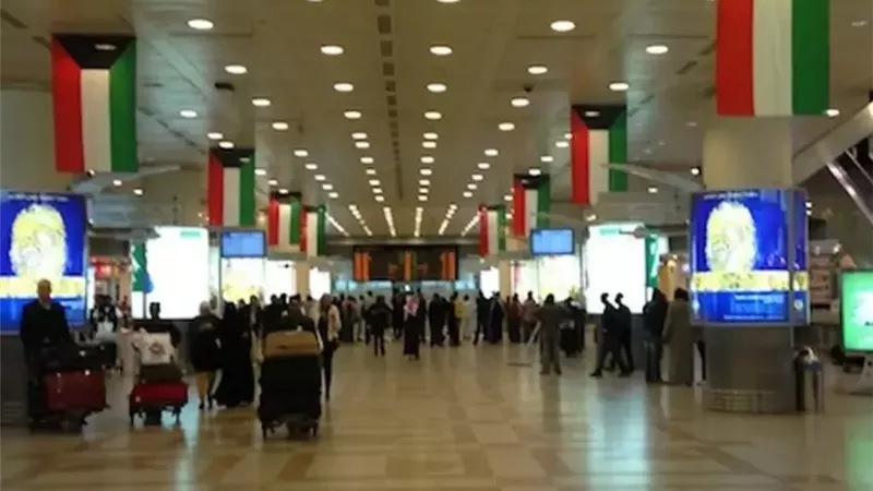 الحرس الثوري الإيراني ينفي استهداف صالة الركاب في مطار الكويت