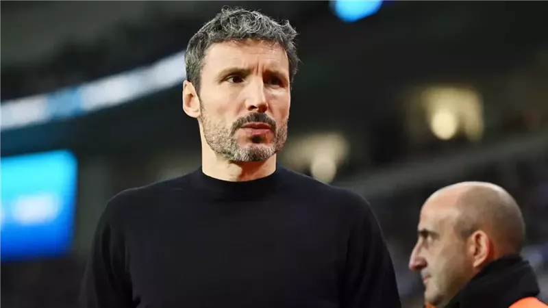 فان بوميل يقترب من قيادة الأهلي بعد رحيل توروب