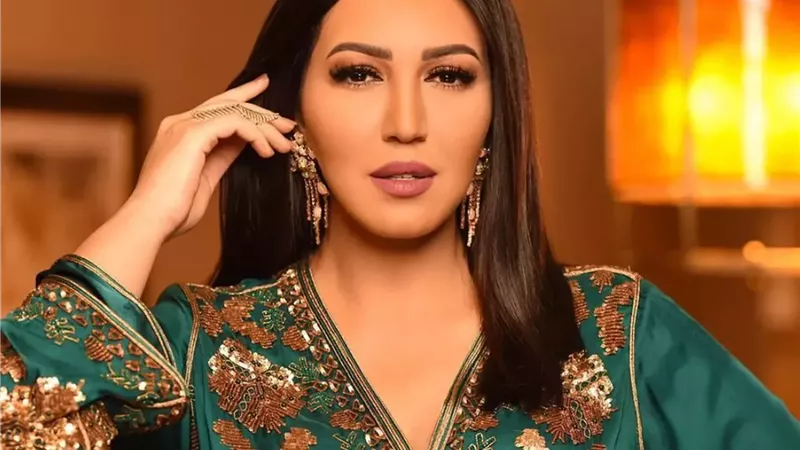 الليلة .. أسما لمنور تطرح أحدث أعمالها الغنائية 