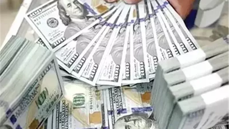 سعر الدولار اليوم في البنوك .. كم سجل الأخضر؟
