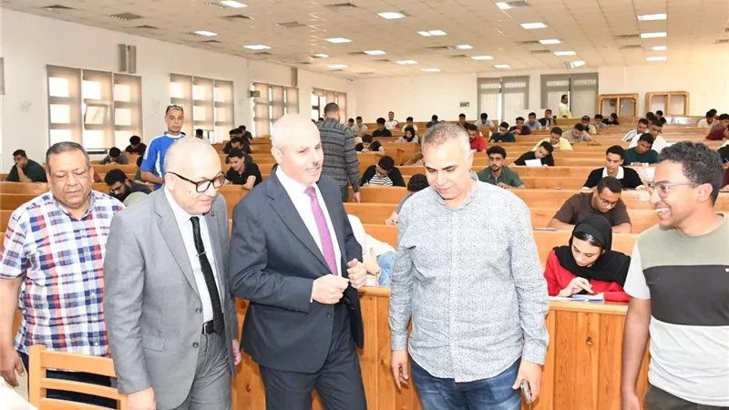انتظام امتحانات جامعتى قناة السويس والإسماعيلية الجديدة وسط اانضباط تام 