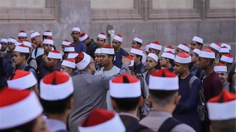 دعاء النجاح والتوفيق لطلاب الثانوية الأزهرية.. احرص على ترديدها
