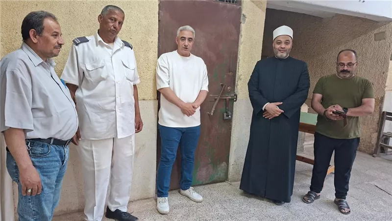 رئيس قطاع المعاهد يتابع ميدانيا جاهزية مراكز أسئلة الثانوية الأزهرية