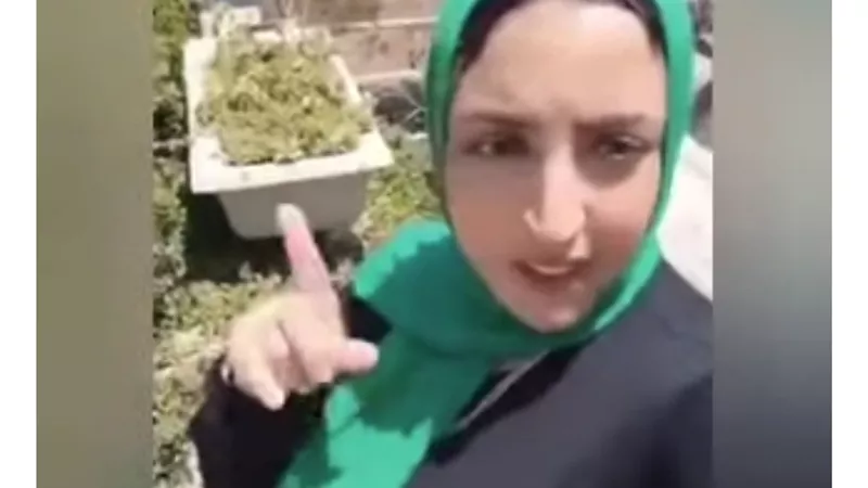 بعد فيديو الدعاء أمام القبر.. صاحبة الواقعة تكشف تفاصيل جديدة عن طليقها