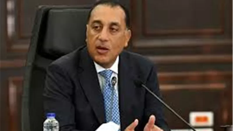 رئيس الوزراء يهنئ شيخ الأزهر بمناسبة العام الهجري الجديد