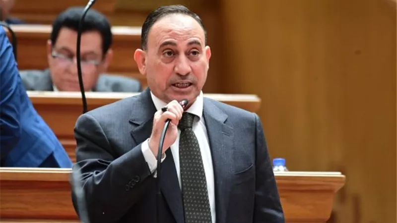 تساؤلات برلمانية حول غياب الرقابة على إعلانات الوظائف بمواقع التواصل