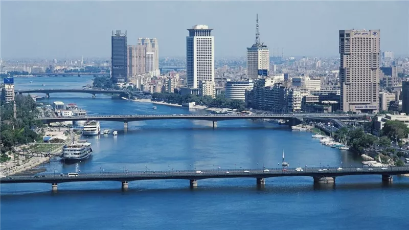 طقس اليوم .. انخفاض مؤقت في درجات الحرارة وتحذيرات من الرياح والأتربة