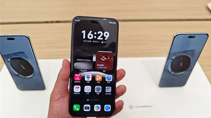 سعر ومواصفات هاتف Nova 16 من 